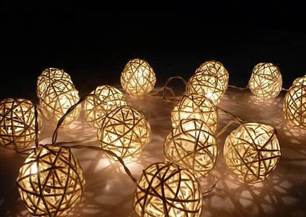 1 Set of 20 LED Cream White 5cm Rattan Cane Ball Battery Powered String Lights Christmas Gift Home Wedding Party Bedroom Decoration Table Centrepiece Kings Warehouse