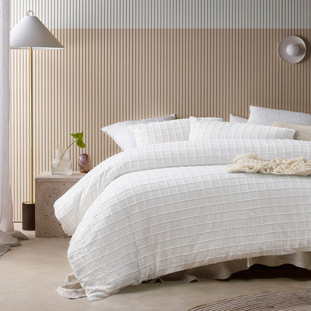 Vintage Design Homewares Parquet White Polyester Cotton Quilt Cover Set Double