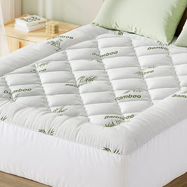 Giselle Bedding 5cm Pillowtop Mattress Topper 1000GSM Thick Soft Bamboo Cooling Pad for Back Pain Relief & Guest Bed, Washable Overfilled Cover with 45cm Deep Pocket Queen