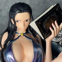 ONE PIECE Sofa Nico·Robin Figures Nico·Robin Sitting Dress Model Statue Boxed