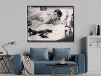Wall Art 100cmx150cm Brigitte Bardot In the bath poster, Black Frame Canvas