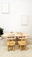 Child hardwood cloud table with 4 chairs