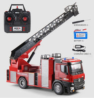 1:14 RC Fire Truck Extensible Ladder Toy Car Water Gun Construction Light Sound Gift