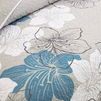 Intricate Quilted Coverlet and Pillowcases Set: Artistry in Every Stitch - Queen size