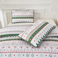 Cozy Christmas Eve Queen Bedspread Set