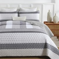 Bespoke Quilted Bedspread and Pillowcases Set: Tailored Luxury for Your Home - Queen size