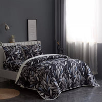 Whimsical Quilted bedspread and pillowcovers set: Add Fun to Your Space - Queen size