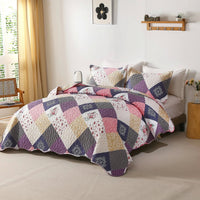 Intricate Quilted coverlet and pillowcovers set: Attention to Detail - Queen size