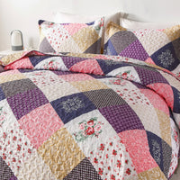 Intricate Quilted coverlet and pillowcovers set: Attention to Detail - Queen size