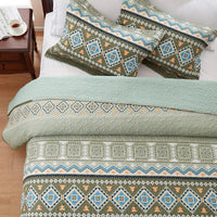 Quicksilver Quilted coverlet and pillowcovers set: Sleek and Modern - Queen size