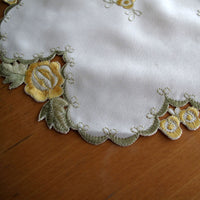 Set of 2 Embroidered Doilies Floral 8